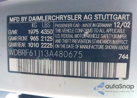 2003 Mercedes-Benz C 240 z USA, uszkodzony, nr VIN WDBRF61J13A480675